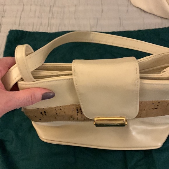 Cork Detailed shoulder bag - Picture 10 of 13